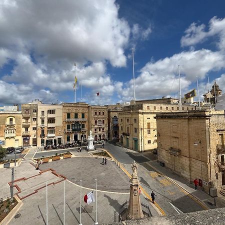 The Knight - Heritage & Art Home At Birgu Square Extérieur photo