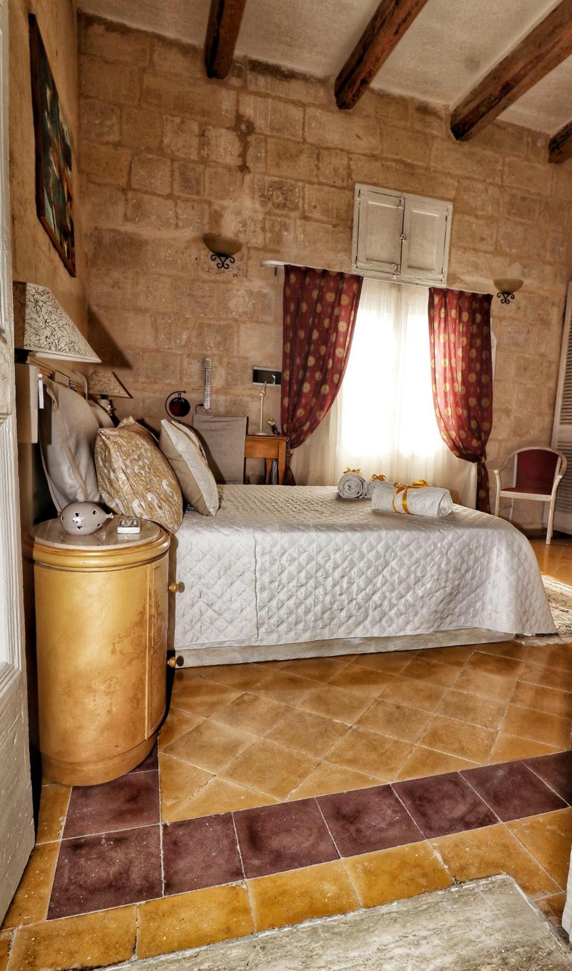 The Knight - Heritage & Art Home At Birgu Square Extérieur photo