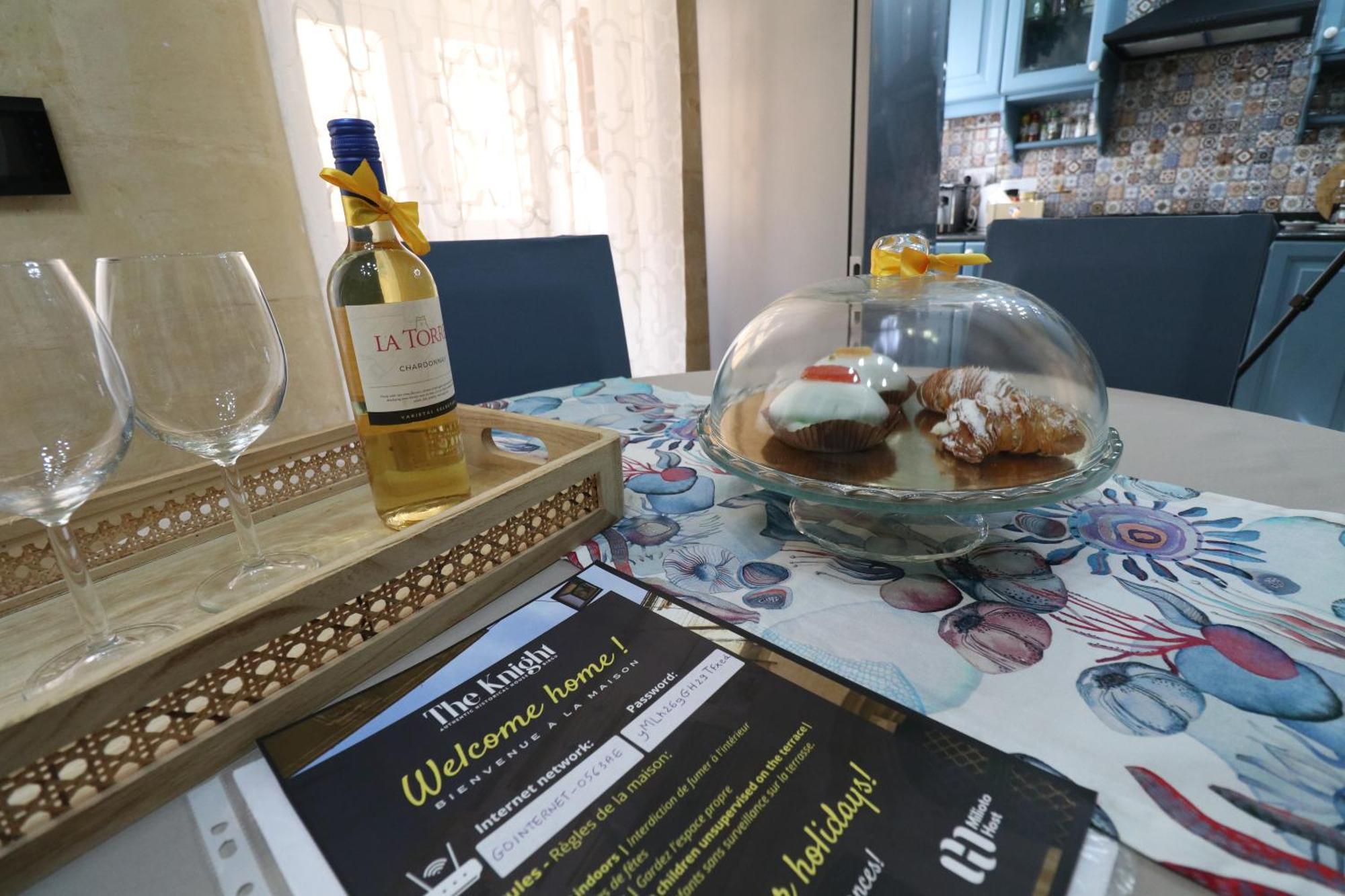 The Knight - Heritage & Art Home At Birgu Square Extérieur photo