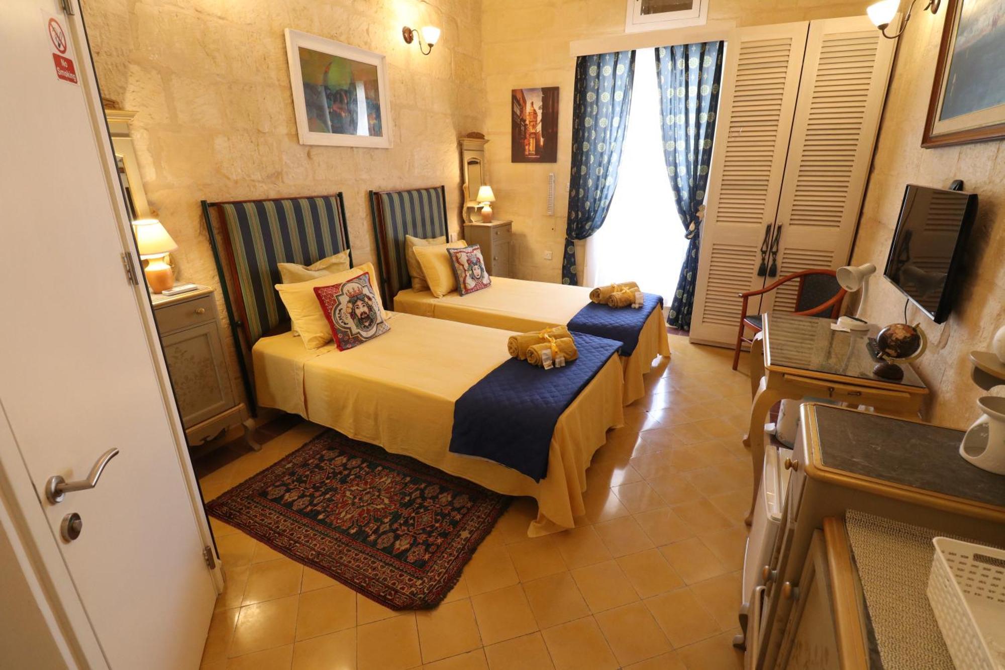 The Knight - Heritage & Art Home At Birgu Square Extérieur photo