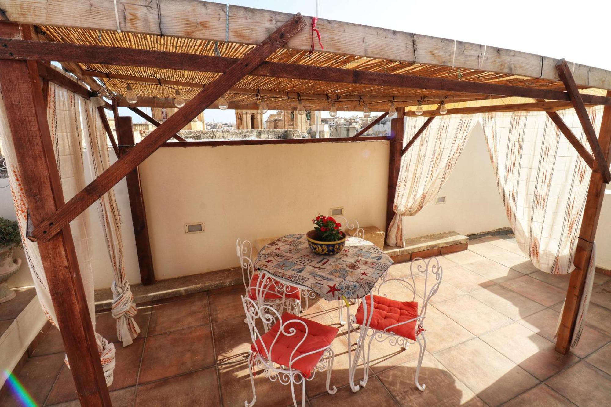 The Knight - Heritage & Art Home At Birgu Square Extérieur photo