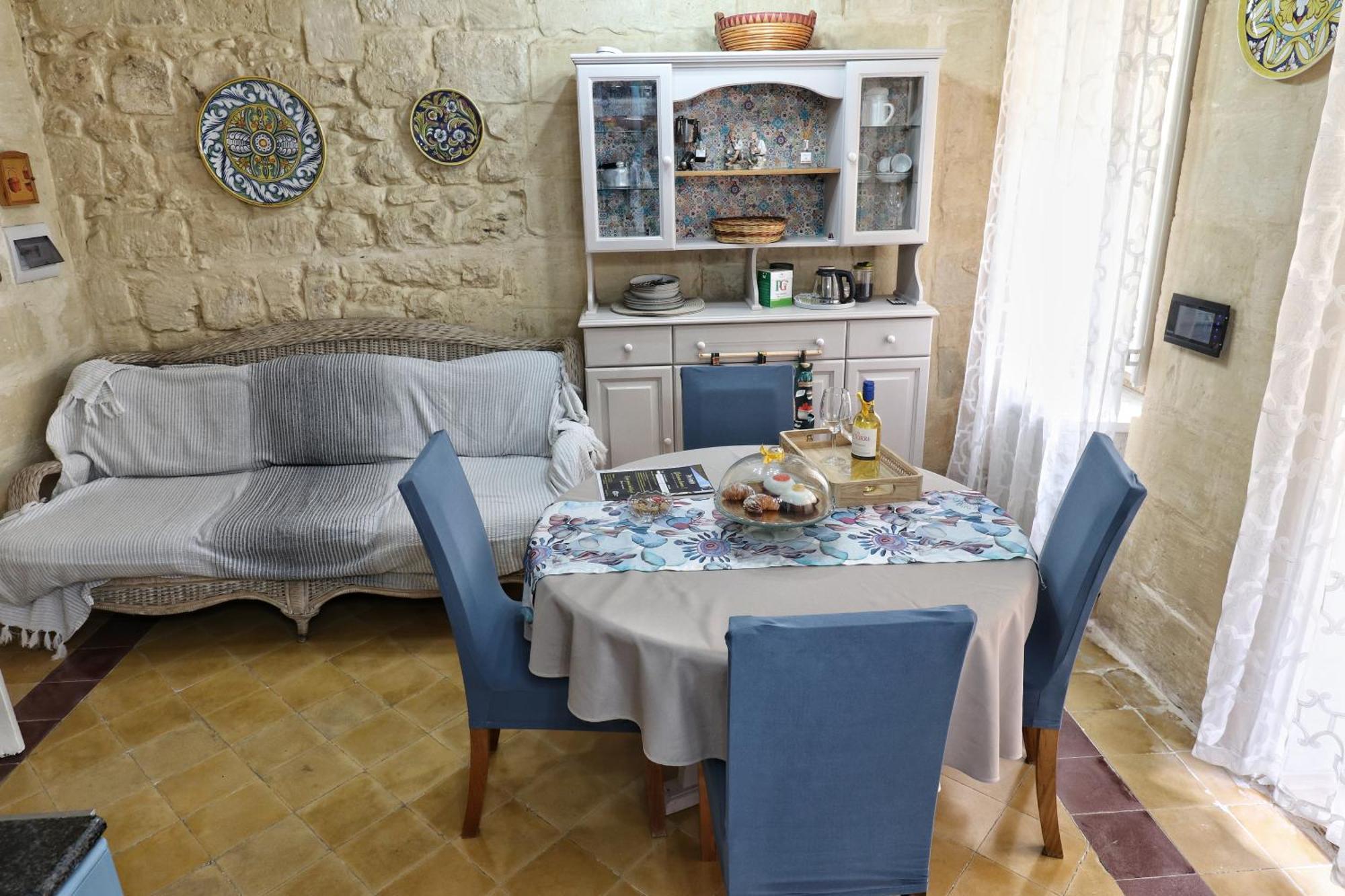 The Knight - Heritage & Art Home At Birgu Square Extérieur photo