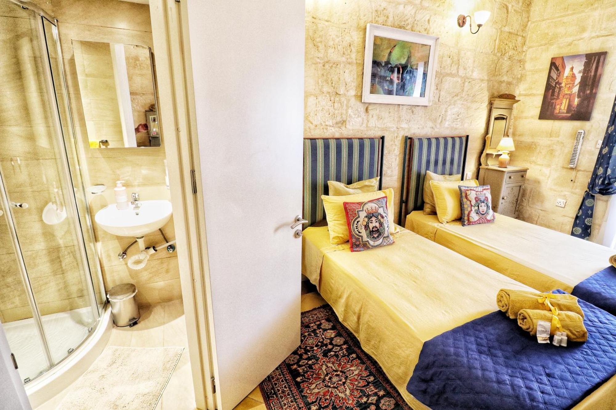 The Knight - Heritage & Art Home At Birgu Square Extérieur photo