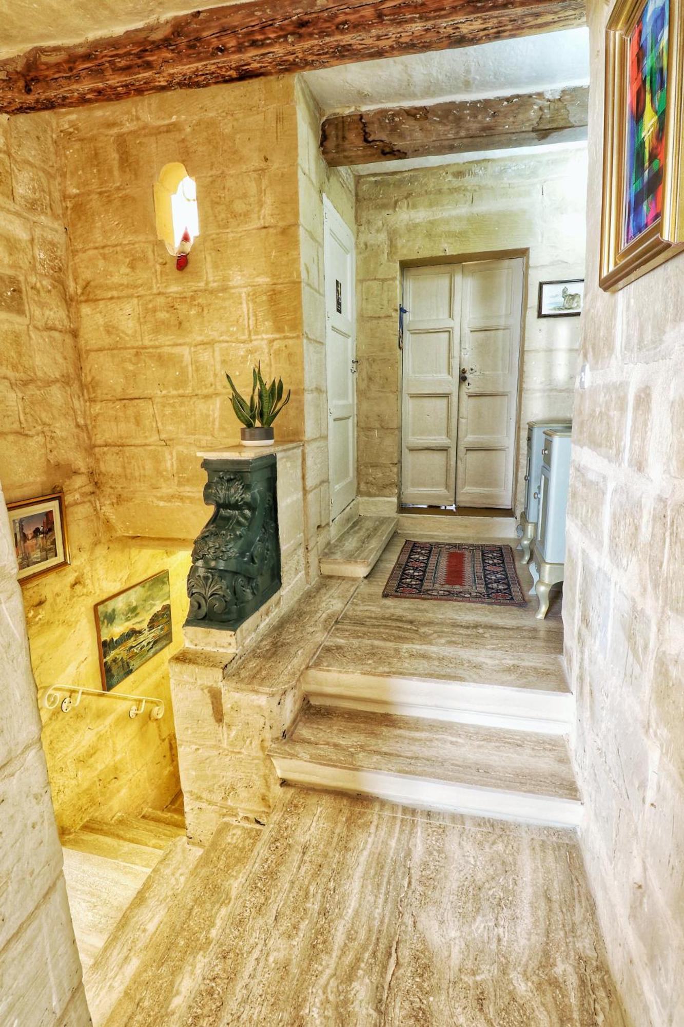 The Knight - Heritage & Art Home At Birgu Square Extérieur photo